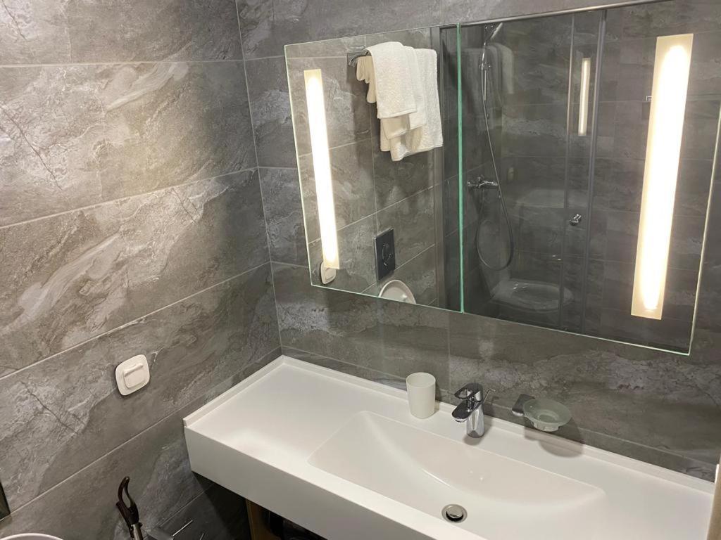 Astana Apartments Kültér fotó